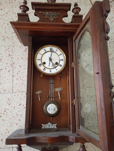Antico orologio pendolo da - a,