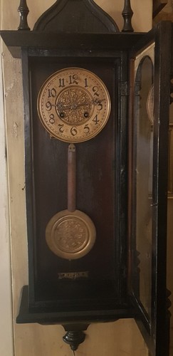 Antico orologio pendolo - , parete