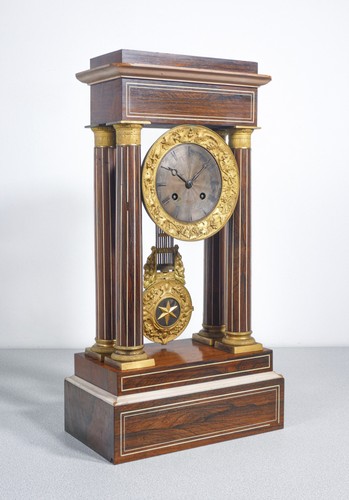 Antico orologio a - antico,